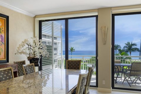 Condo in Palm Beach, Florida, 3 bedrooms  № 2400010 - photo 9
