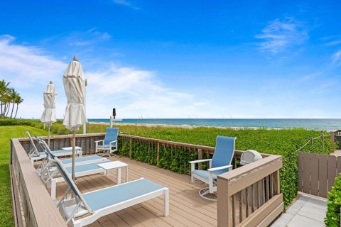 Condo in Palm Beach, Florida, 3 bedrooms  № 2400010 - photo 27