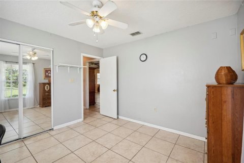 House in Polk City, Florida 4 bedrooms, 259.85 sq.m. № 1720666 - photo 17