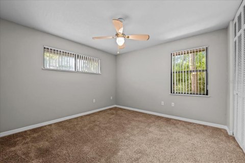 Casa en venta en Gainesville, Florida, 4 dormitorios, 277.41 m2 № 1740666 - foto 27