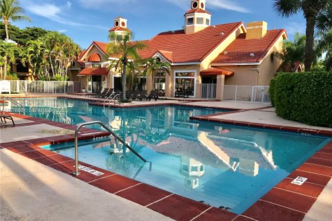 Copropriété à louer à Miami, Floride: 1 chambre, 69.4 m2 № 2046001 - photo 15