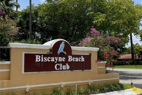 Condo à Miami, Floride, 1 chambre  № 2046001