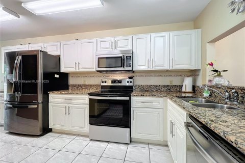 Villa ou maison à vendre à Orlando, Floride: 3 chambres, 116.13 m2 № 1920843 - photo 12