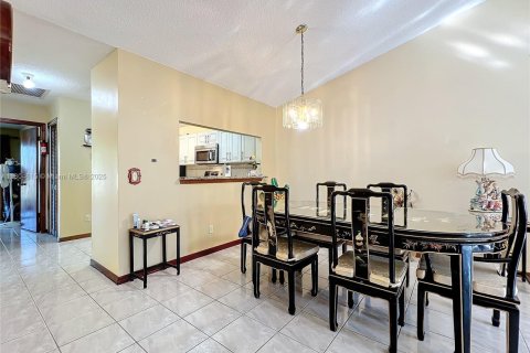 Villa ou maison à vendre à Orlando, Floride: 3 chambres, 116.13 m2 № 1920843 - photo 24