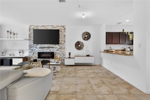 Купить таунхаус в Хомстед, Флорида 5 спален, 224.36м2, № 2067728 - фото 10