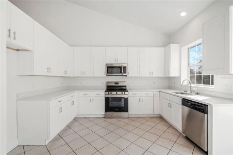 Condominio en venta en Orlando, Florida, 3 dormitorios, 221.48 m2 № 2095762 - foto 16