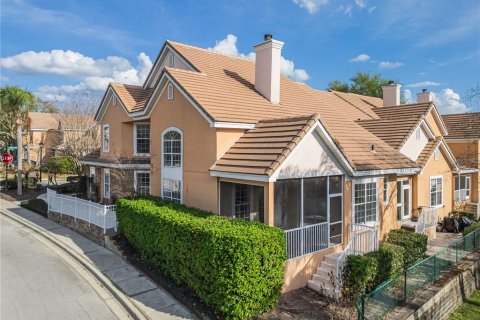 Condominio en venta en Orlando, Florida, 3 dormitorios, 221.48 m2 № 2095762 - foto 5