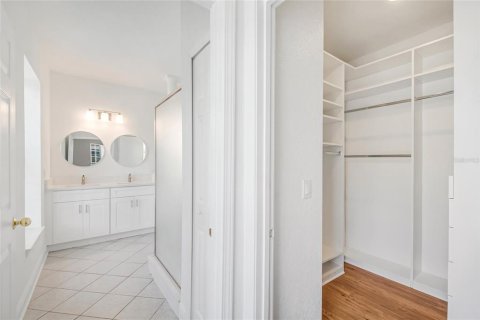 Condominio en venta en Orlando, Florida, 3 dormitorios, 221.48 m2 № 2095762 - foto 29