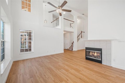 Condominio en venta en Orlando, Florida, 3 dormitorios, 221.48 m2 № 2095762 - foto 14