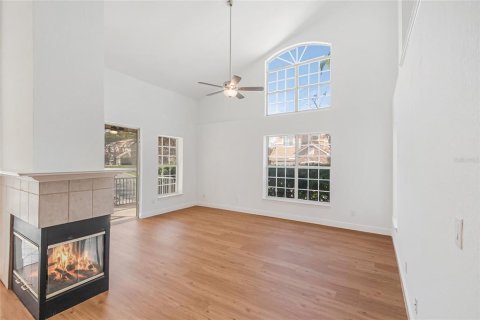 Condominio en venta en Orlando, Florida, 3 dormitorios, 221.48 m2 № 2095762 - foto 12