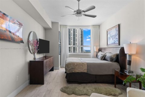 Condo in Fort Lauderdale, Florida, 3 bedrooms  № 1874505 - photo 5
