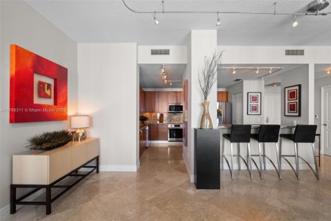 Condo in Fort Lauderdale, Florida, 3 bedrooms  № 1874505 - photo 19