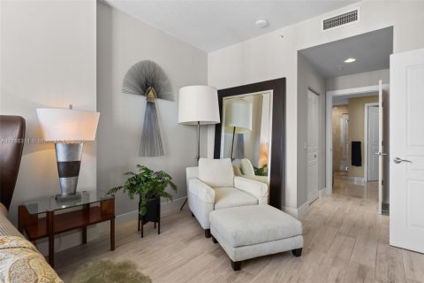 Condo in Fort Lauderdale, Florida, 3 bedrooms  № 1874505 - photo 30