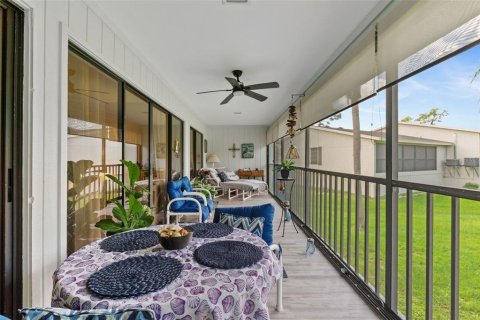Condo in Englewood, Florida, 2 bedrooms  № 1917672 - photo 22