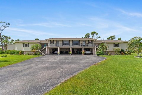 Condo in Englewood, Florida, 2 bedrooms  № 1917672 - photo 27
