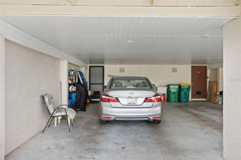 Condo in Englewood, Florida, 2 bedrooms  № 1917672 - photo 26