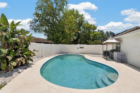 Villa ou maison à vendre à Tampa, Floride: 3 chambres, 115.57 m2 № 2316799 - photo 22