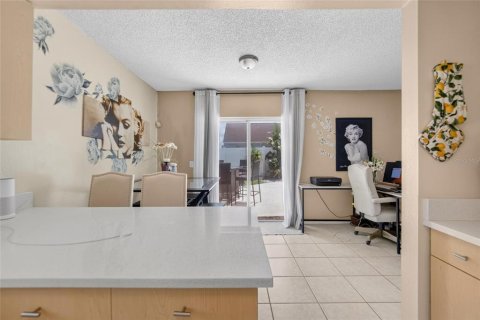 Villa ou maison à vendre à Tampa, Floride: 3 chambres, 115.57 m2 № 2316799 - photo 13