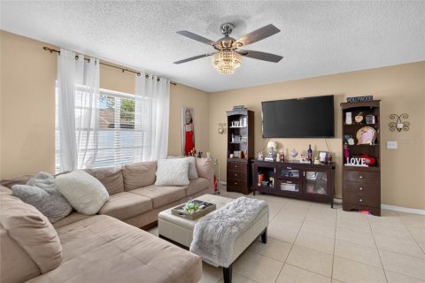 Villa ou maison à vendre à Tampa, Floride: 3 chambres, 115.57 m2 № 2316799 - photo 6