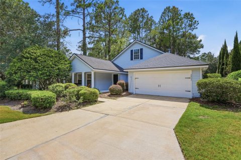 House in Gainesville, Florida 5 bedrooms, 204.66 sq.m. № 2223240 - photo 3