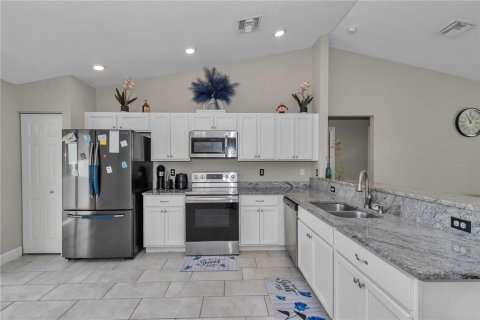 Casa en venta en Ocala, Florida, 3 dormitorios, 122.26 m2 № 2385932 - foto 16