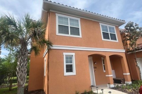 House in Kissimmee, Florida 3 bedrooms, 136.94 sq.m. № 2211104 - photo 2