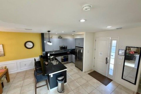 House in Kissimmee, Florida 3 bedrooms, 136.94 sq.m. № 2211104 - photo 4