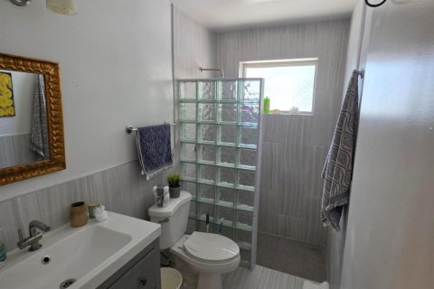 House in Dania Beach, Florida 3 rooms, 46.45 sq.m. № 2251044 - photo 4