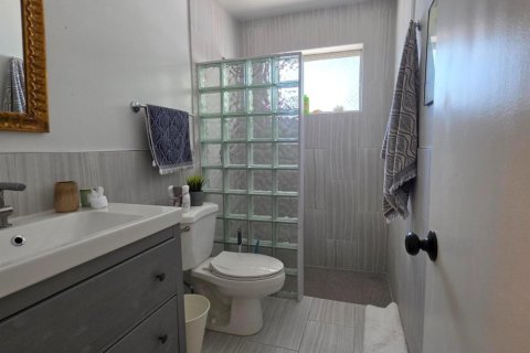 House in Dania Beach, Florida 3 rooms, 46.45 sq.m. № 2251044 - photo 5