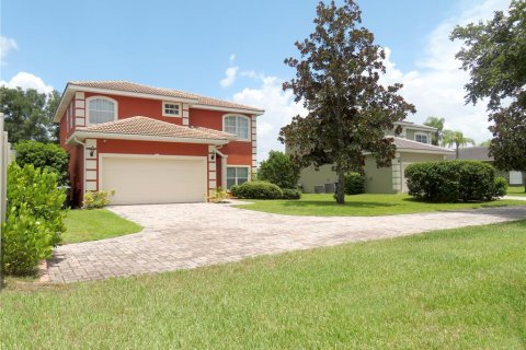 House in Davenport, Florida 4 bedrooms, 201.41 sq.m. № 1855966 - photo 7