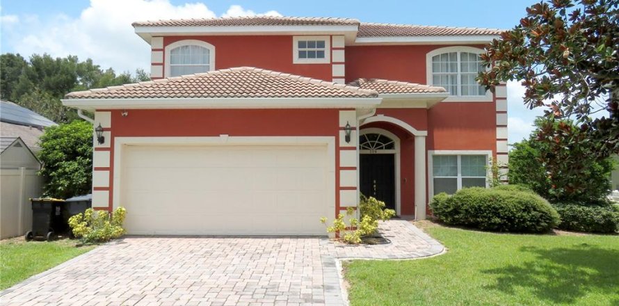 House in Davenport, Florida 4 bedrooms, 201.41 sq.m. № 1855966