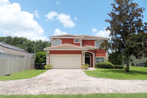 House in Davenport, Florida 4 bedrooms, 201.41 sq.m. № 1855966 - photo 6