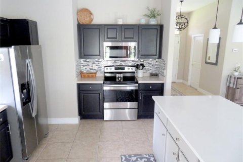 House in Davenport, Florida 4 bedrooms, 201.41 sq.m. № 1855966 - photo 15