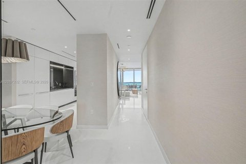 Copropriété à louer à Miami, Floride: 3 chambres, 285.95 m2 № 2145797 - photo 22