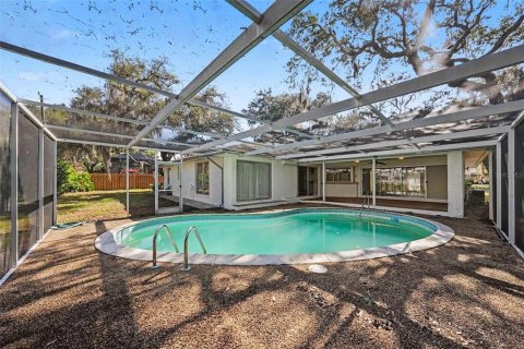 House in Palm Harbor, Florida 3 bedrooms, 223.99 sq.m. № 2237403 - photo 25
