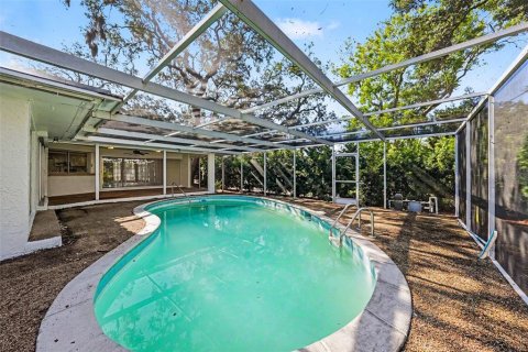 House in Palm Harbor, Florida 3 bedrooms, 223.99 sq.m. № 2237403 - photo 26