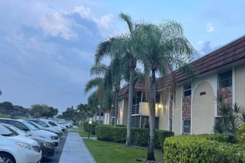 Copropriété à louer à Boca Raton, Floride: 2 chambres, 108.7 m2 № 2084932 - photo 2