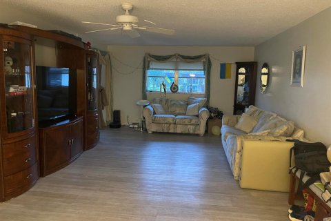 Copropriété à louer à Boca Raton, Floride: 2 chambres, 108.7 m2 № 2084932 - photo 6