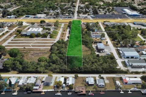 Terreno en venta en Hudson, Florida № 1542174 - foto 1