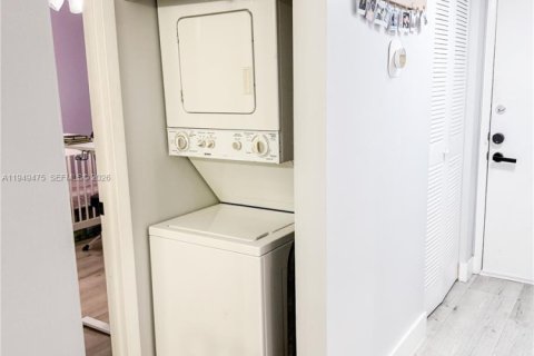 Снять в аренду кондоминиум в Майами, Флорида 2 спальни, 88.81м2, № 2004925 - фото 8