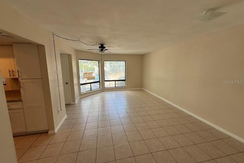 Condominio en venta en Orlando, Florida, 2 dormitorios, 90.67 m2 № 1650065 - foto 3