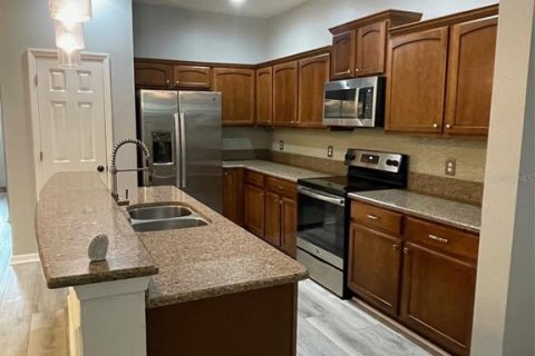 Adosado en alquiler en Sanford, Florida, 3 dormitorios, 165.46 m2 № 1865937 - foto 2