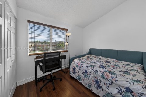 Купить кондоминиум в Майами, Флорида 3 спальни, 113.34м2, № 1987263 - фото 14