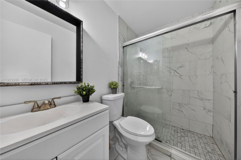 Купить кондоминиум в Майами, Флорида 3 спальни, 113.34м2, № 1987263 - фото 16