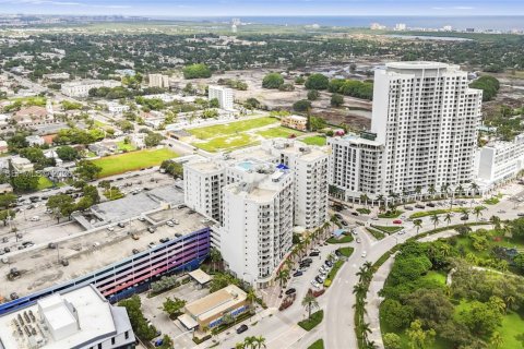 Condominio en alquiler en Hollywood, Florida, 1 dormitorio, 87.24 m2 № 2033507 - foto 30