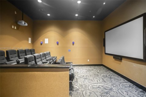 Condominio en alquiler en Hollywood, Florida, 1 dormitorio, 87.24 m2 № 2033507 - foto 24