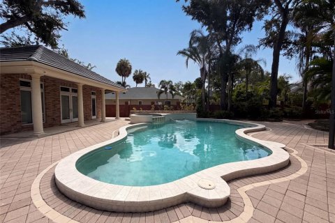 Villa ou maison à vendre à Tampa, Floride: 5 chambres, 656.45 m2 № 2277987 - photo 6