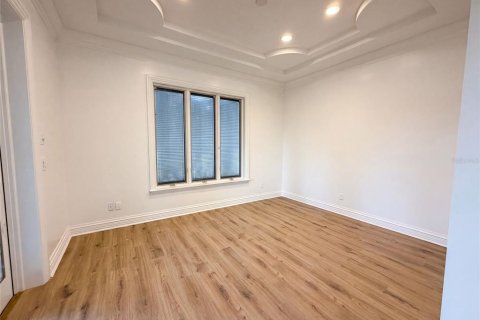 Villa ou maison à vendre à Tampa, Floride: 5 chambres, 656.45 m2 № 2277987 - photo 30
