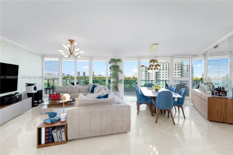Condo in Aventura, Florida, 2 bedrooms  № 2007624