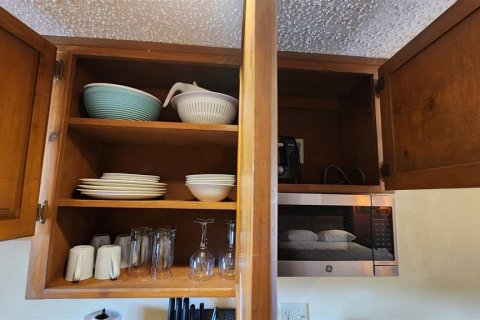 Condo in River Ranch, Florida, 1 bedroom № 2217506 - photo 11